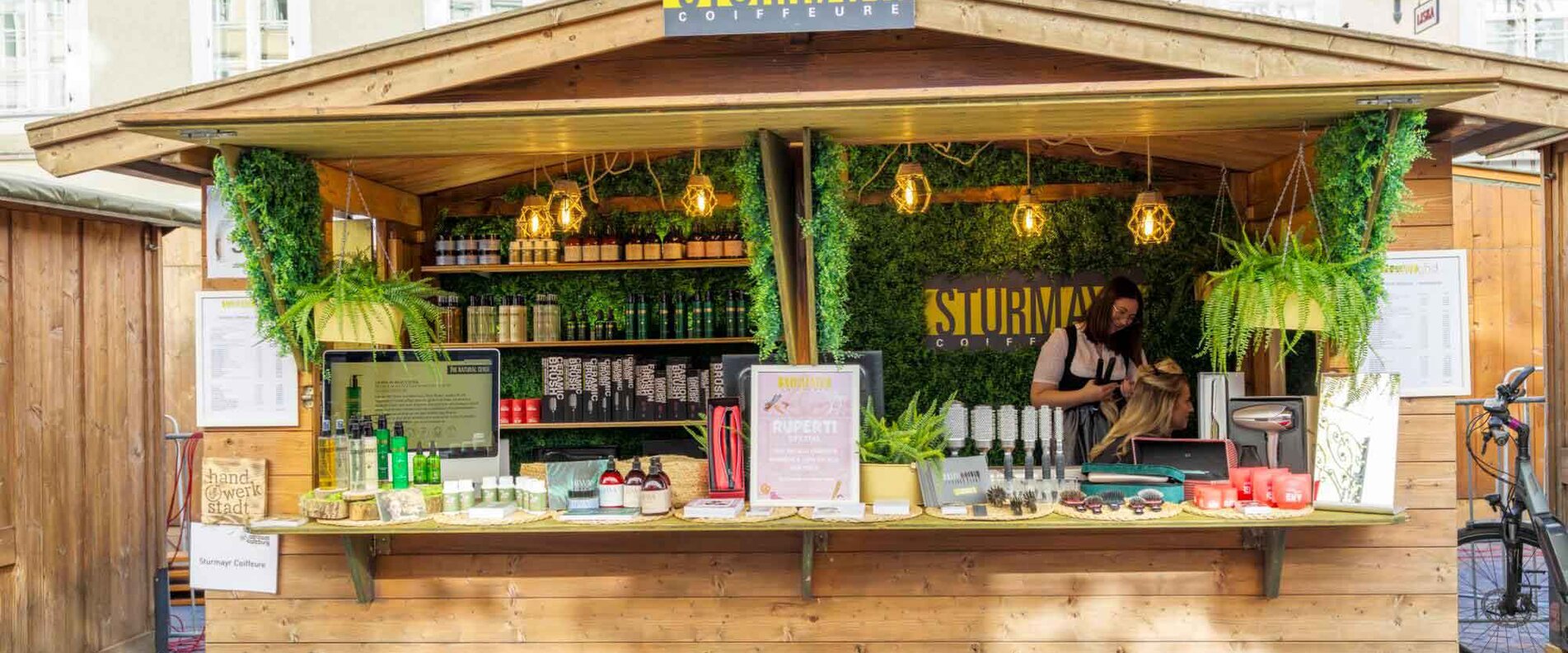 Sturmayr Stand am Salzburger Rupertikirtag | © Christoph Haid