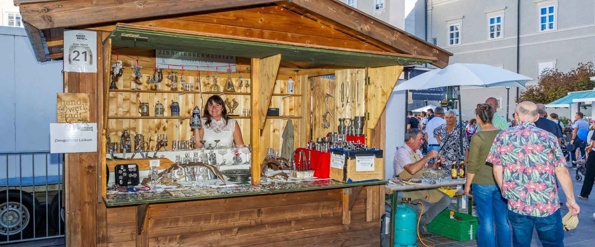 Zinngießerei Leikam Stand am Salzburger Rupertikirtag | © Christoph Haid