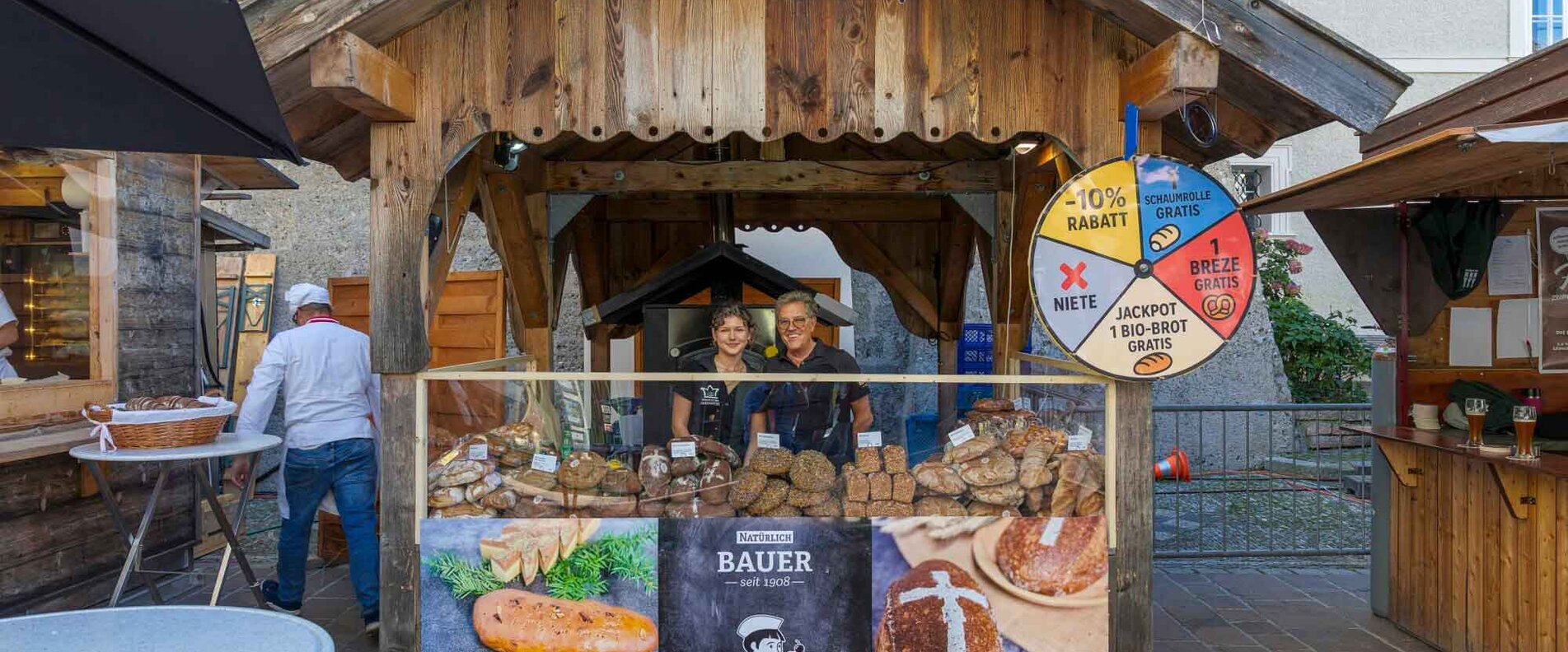 Holzofen Bäckerei Bauer Stand am Salzburger Rupertikirtag | © Christoph Haid