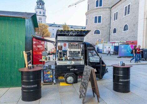 We love Coffee Stand am Salzburger Rupertikirtag | © Christoph Haid