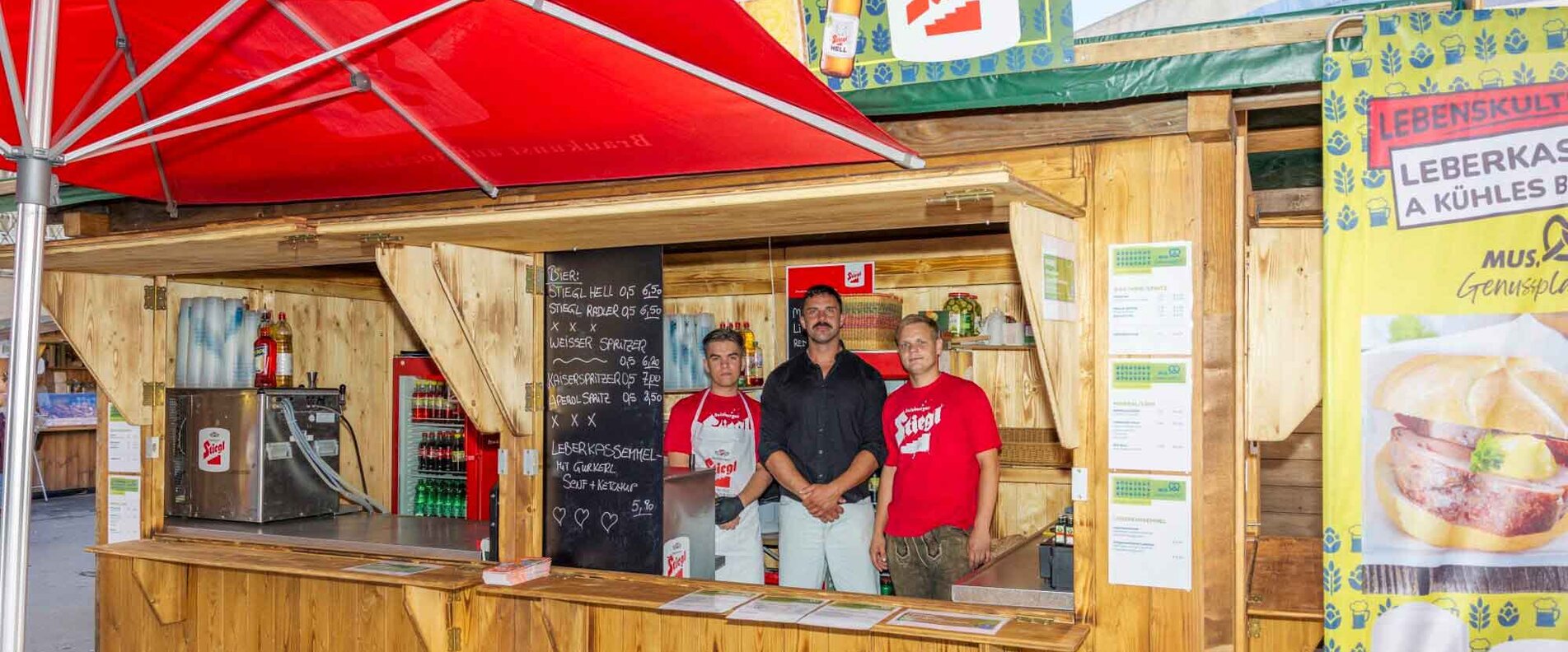 MUS Stand am Salzburger Rupertikirtag | © Christoph Haid