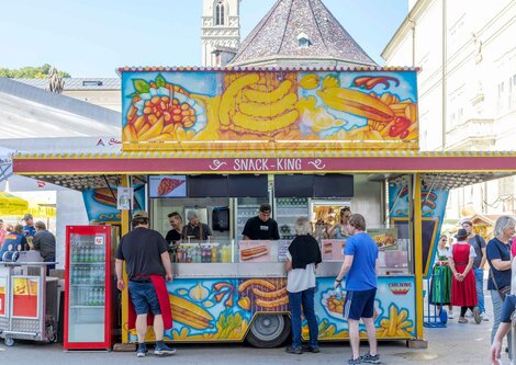 Snack King Stand am Salzburger Rupertikirtag | © Christoph Haid