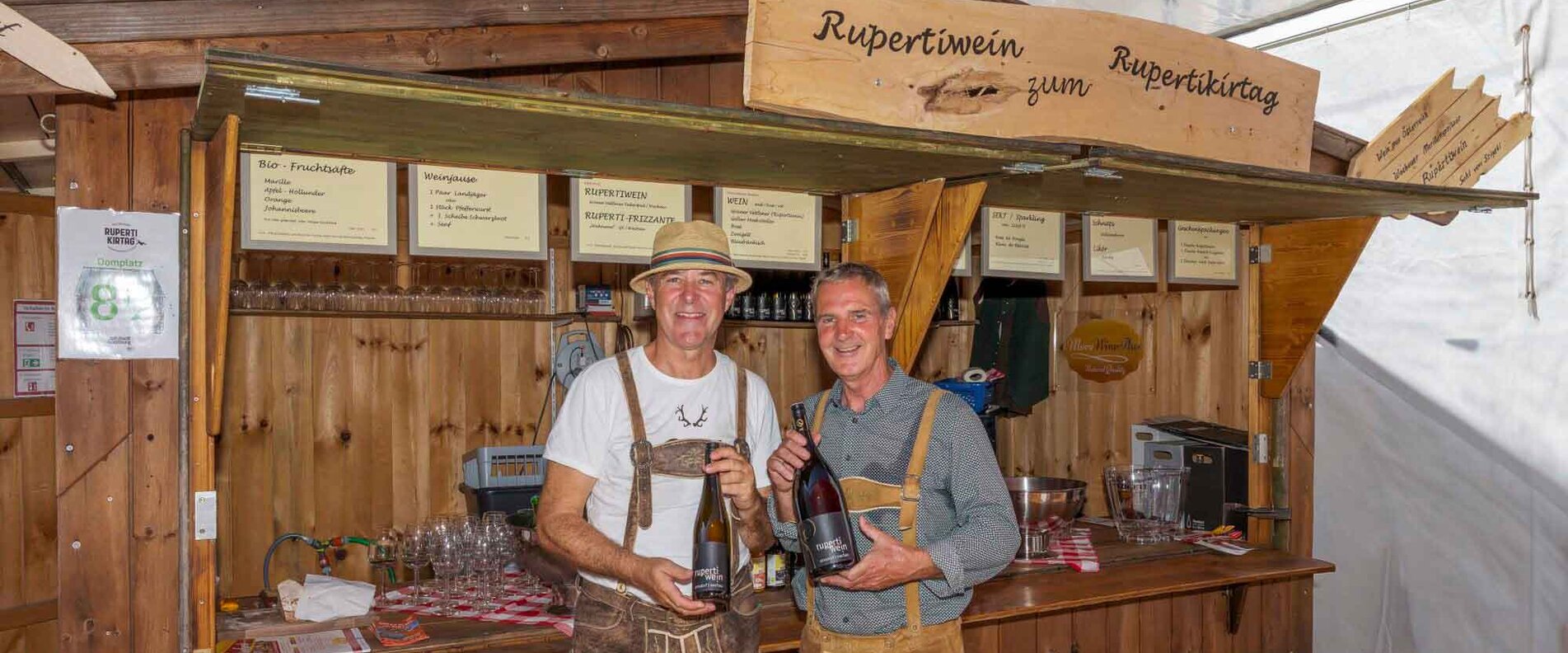Rupertiwein Stand am Salzburger Rupertikirtag | © Christoph Haid