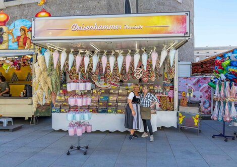 Zuckerlstand am Salzburger Rupertikirtag | © Christoph Haid